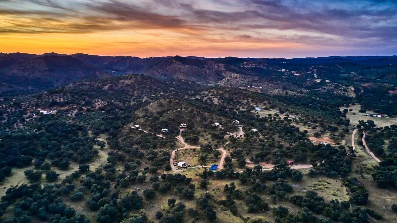 La Dehesa Experiences Otel Adamuz Dış mekan fotoğraf